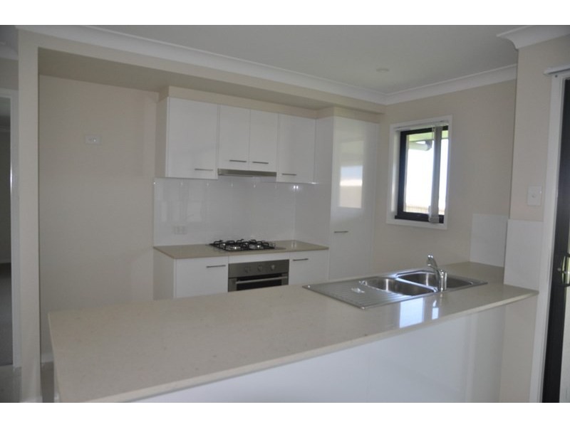 26 Tarcoola Street, Wyreema QLD 4352