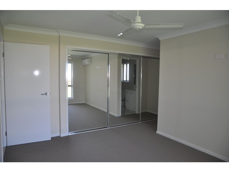 26 Tarcoola Street, Wyreema QLD 4352