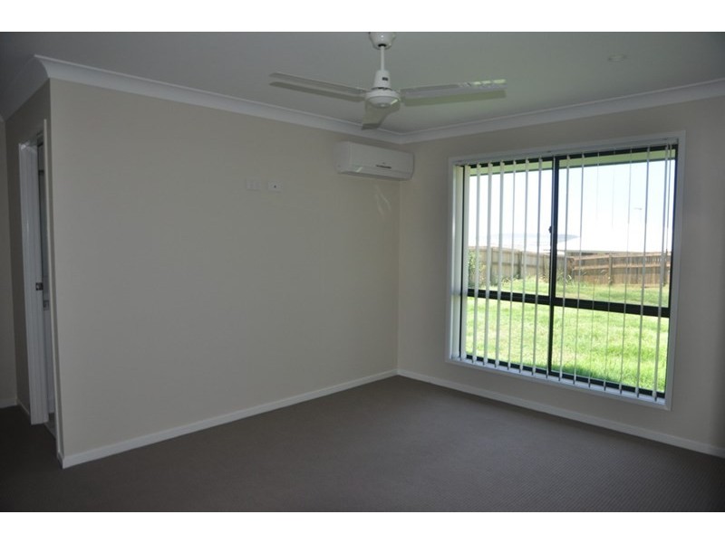 26 Tarcoola Street, Wyreema QLD 4352
