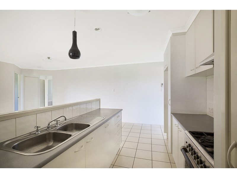 22 Pillar Street, Middle Ridge QLD 4350