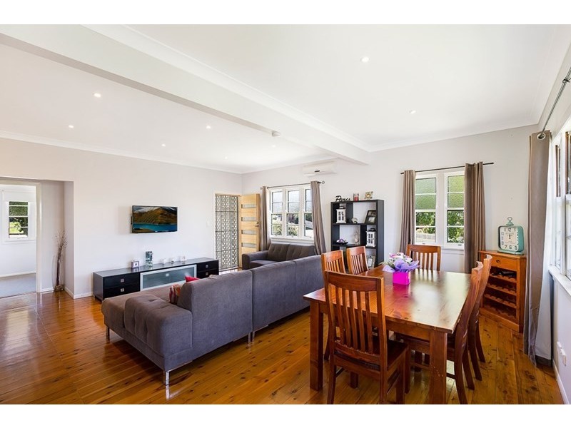 110 South Street, Centenary Heights QLD 4350