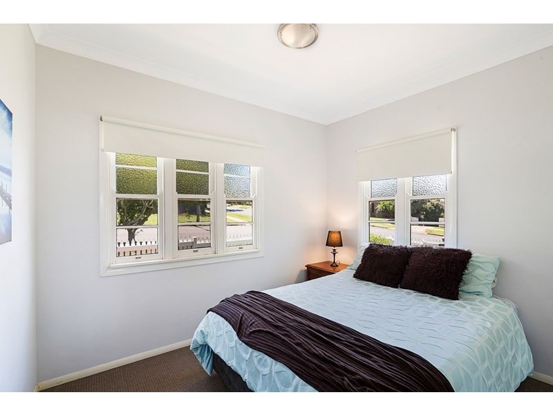 110 South Street, Centenary Heights QLD 4350