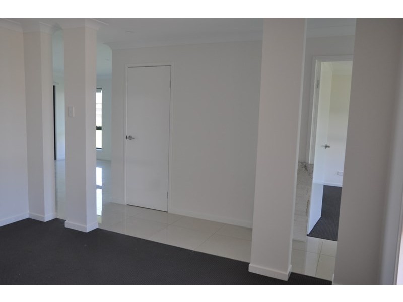 18 Tarcoola Street, Wyreema QLD 4352