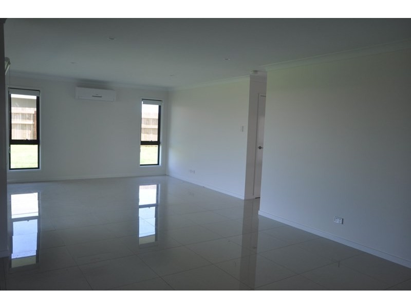 18 Tarcoola Street, Wyreema QLD 4352