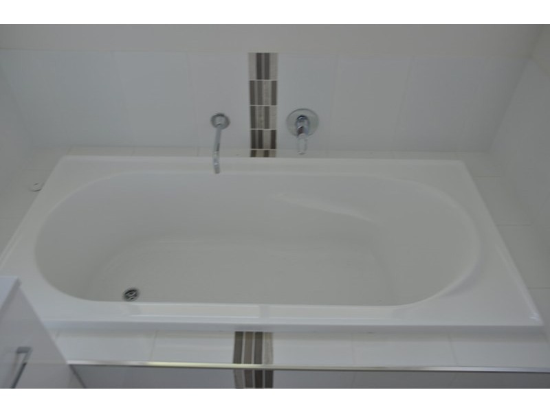 18 Tarcoola Street, Wyreema QLD 4352