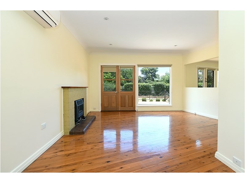 130 Drayton Road, Harristown QLD 4350