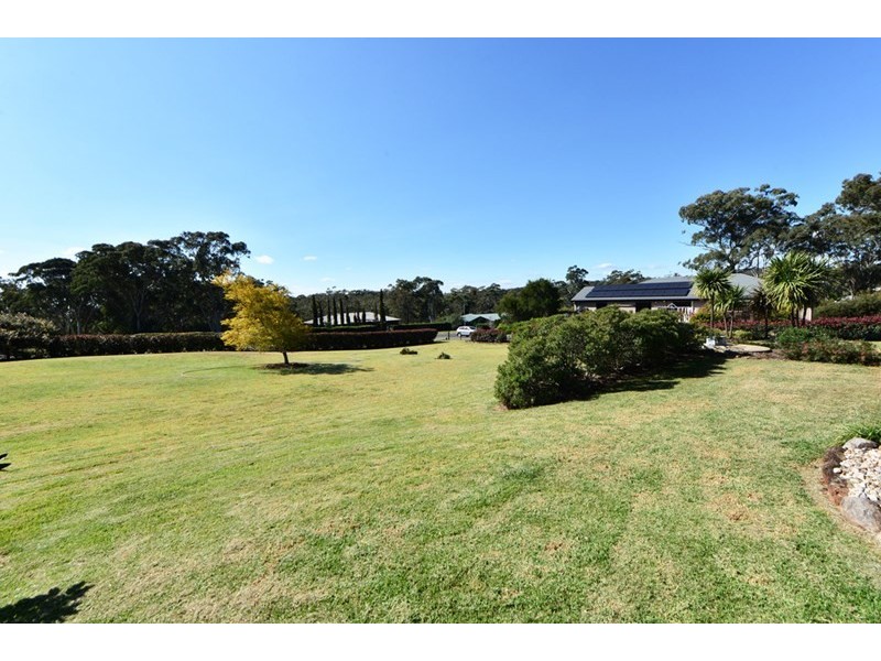 4 Holly Avenue, Highfields QLD 4352