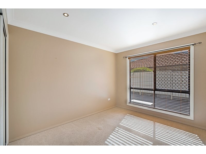 7 Pillar Street, Middle Ridge QLD 4350