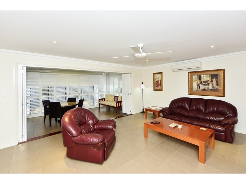 12 Beardsworth Court, Middle Ridge QLD 4350