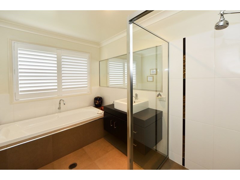 12 Beardsworth Court, Middle Ridge QLD 4350