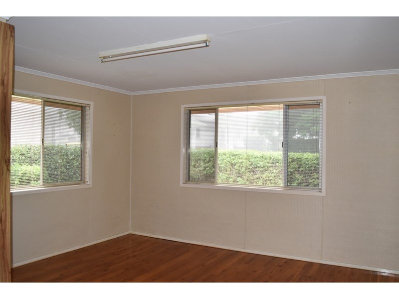 13 Loveday Street, Rangeville QLD 4350