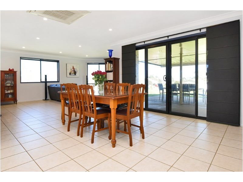 44 Goombungee Meringandan Road, Meringandan West QLD 4352
