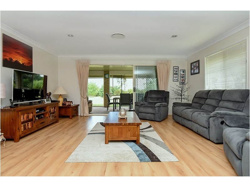 3 Pendrea Close, Kleinton QLD 4352