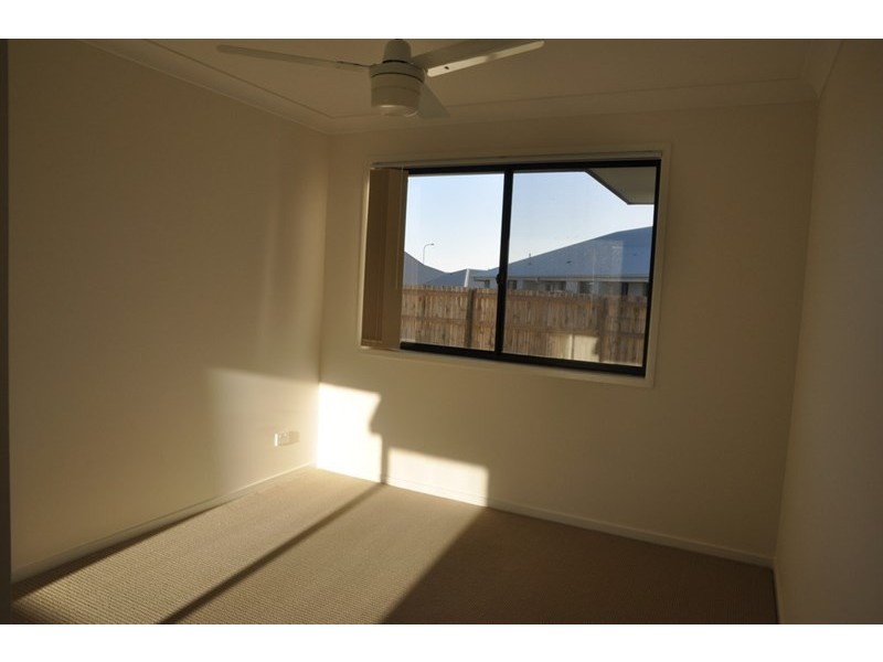 10 Kensei Street, Wyreema QLD 4352