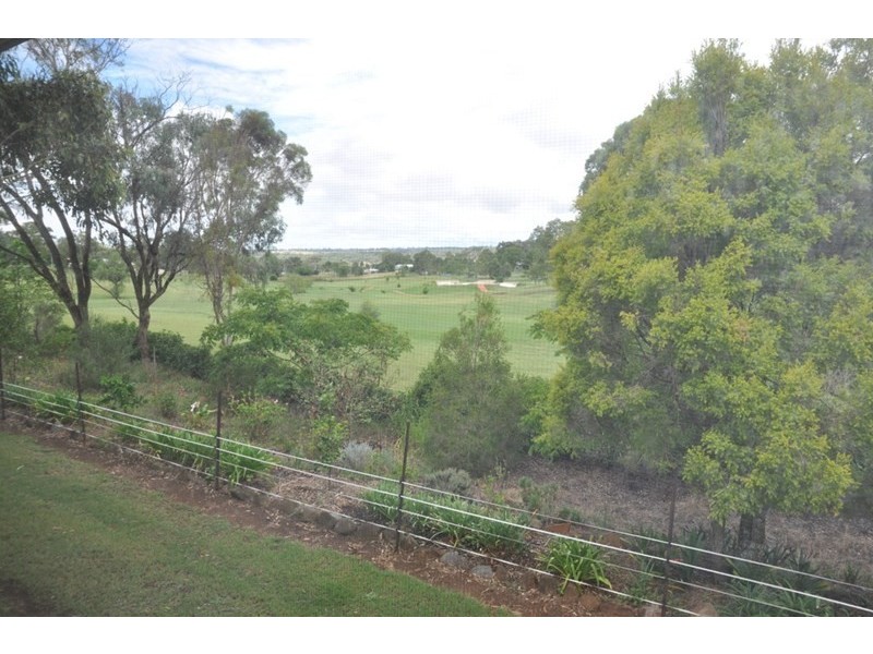 11 William Street, Meringandan West QLD 4352