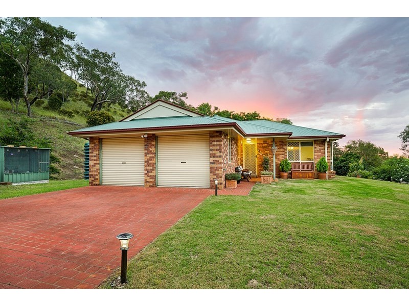 17 Darel Street, Kingsthorpe QLD 4400