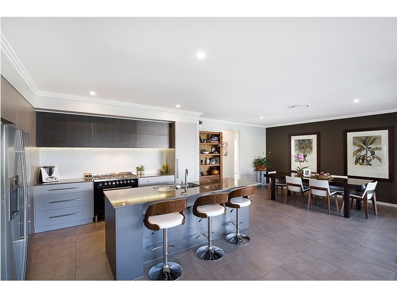 55 Calypso Crescent, Middle Ridge QLD 4350
