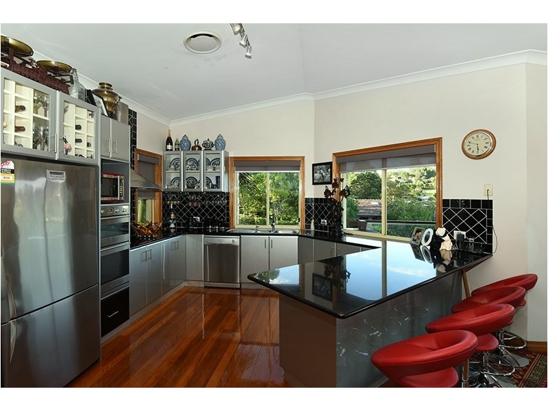 16 Leslie Street, Rangeville QLD 4350