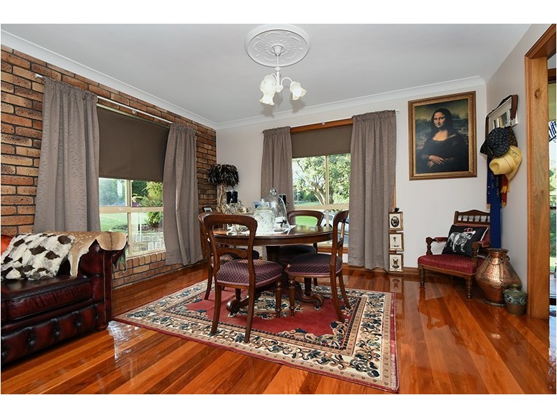 16 Leslie Street, Rangeville QLD 4350