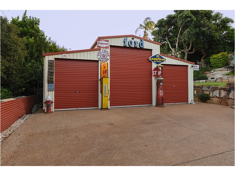 16 Leslie Street, Rangeville QLD 4350