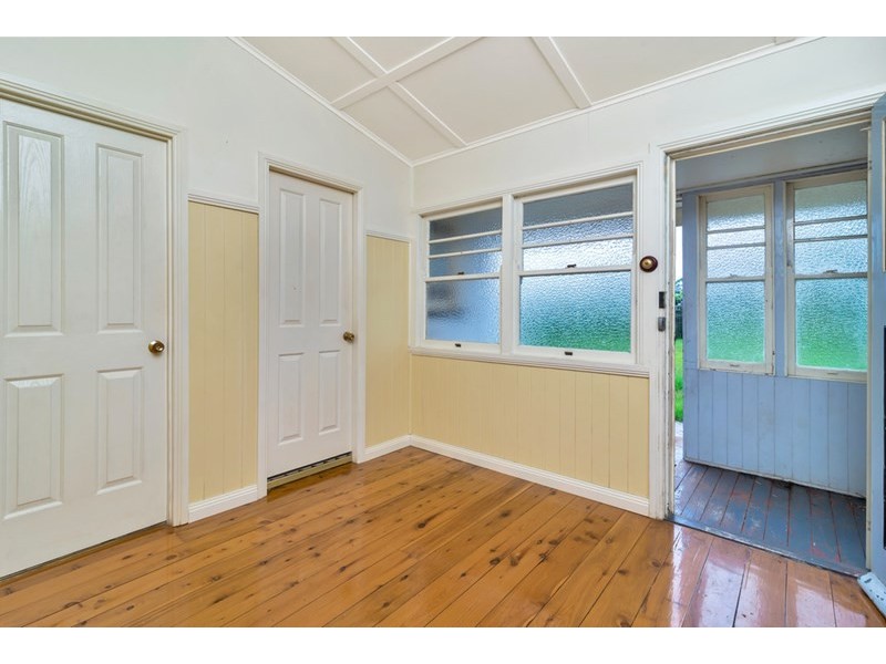 74 Taylor Street, Newtown QLD 4350