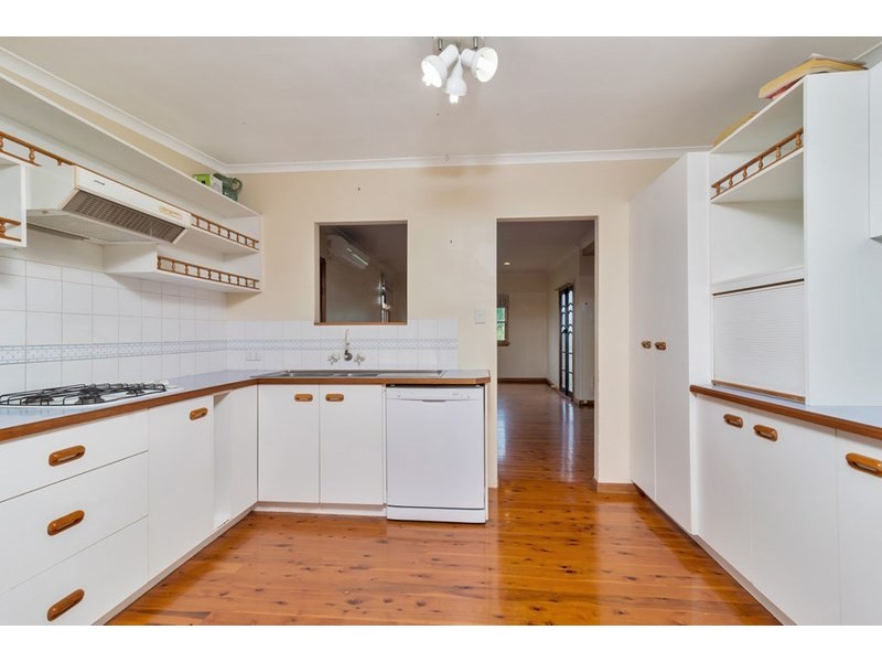 172 South Street, Centenary Heights QLD 4350