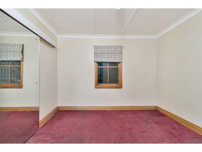 172 South Street, Centenary Heights QLD 4350