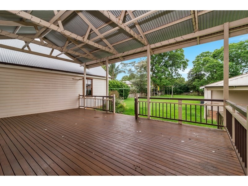 172 South Street, Centenary Heights QLD 4350
