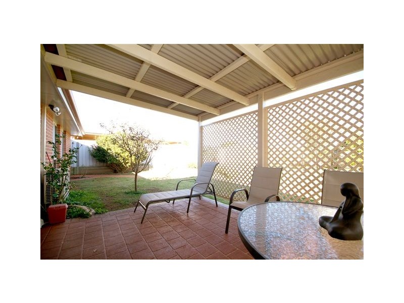 9 Buckle Court, Middle Ridge QLD 4350