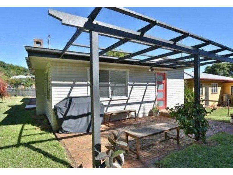 93b Jellicoe Street, North Toowoomba QLD 4350