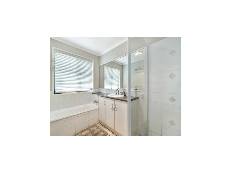 24 Tennyson Street, Westbrook QLD 4350