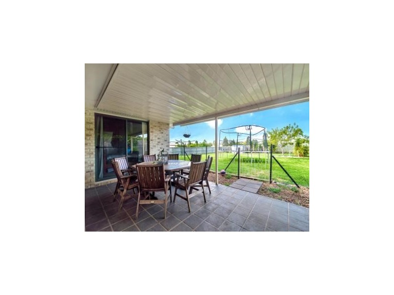 24 Tennyson Street, Westbrook QLD 4350