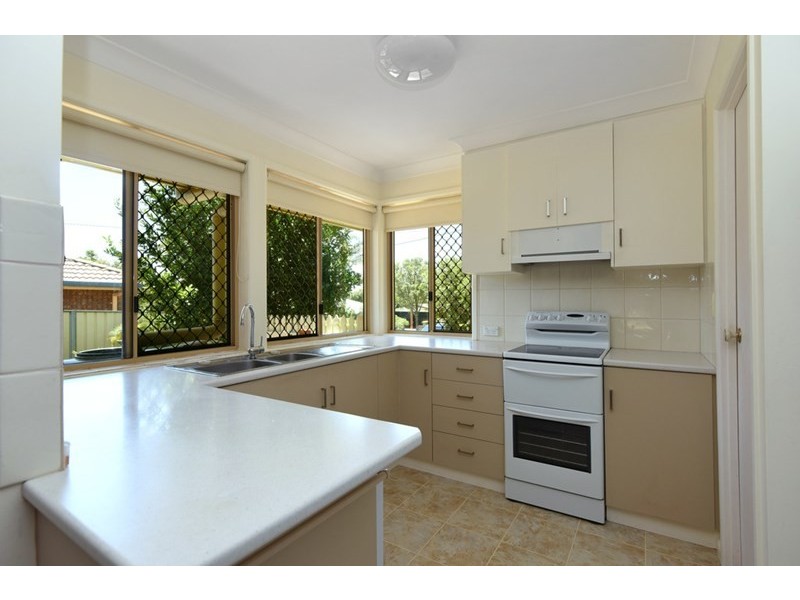 5 Kuhn Street, Kearneys Spring QLD 4350