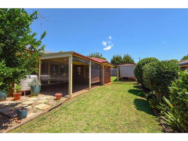 5 Kuhn Street, Kearneys Spring QLD 4350