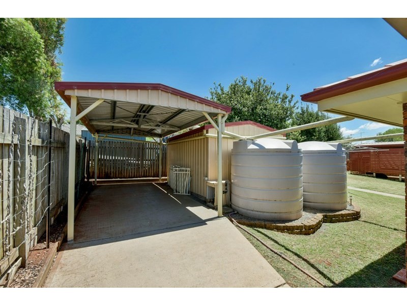 5 Kuhn Street, Kearneys Spring QLD 4350