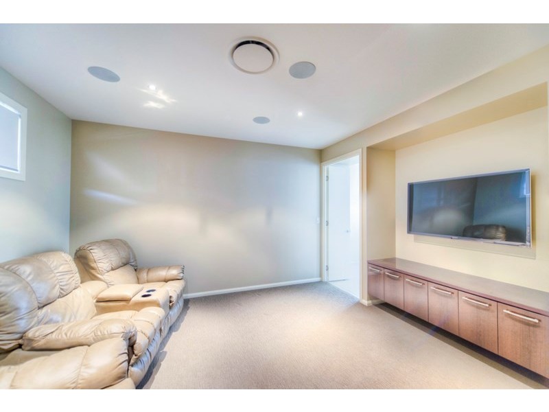 14 Stedman Street, Middle Ridge QLD 4350