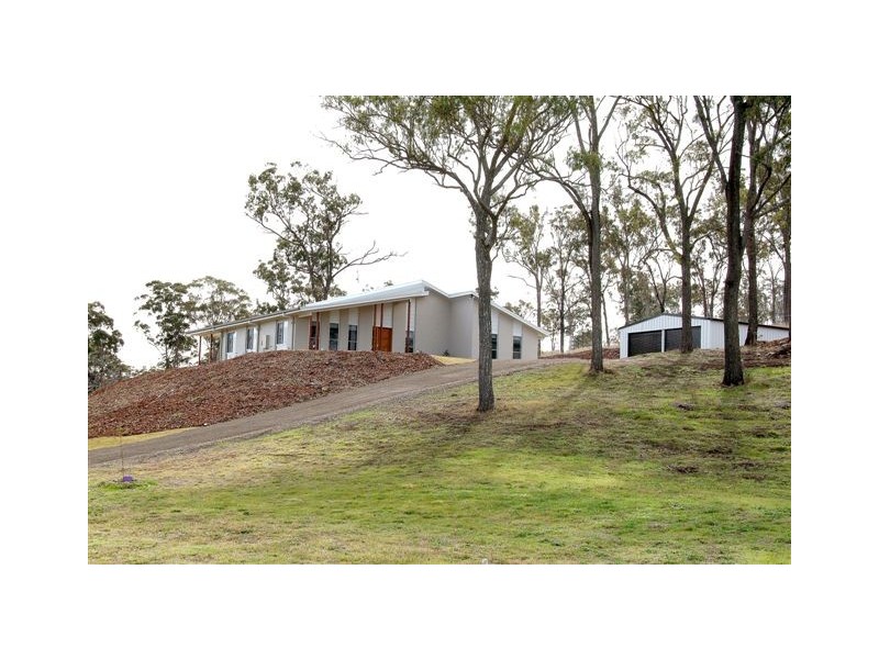2 Hamilton Drive, Vale View QLD 4358