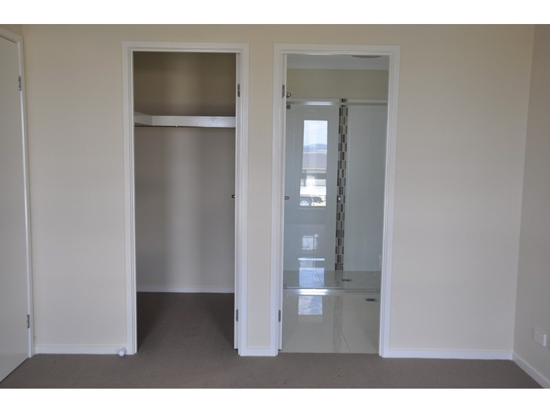 15 Arwon Street, Wyreema QLD 4352