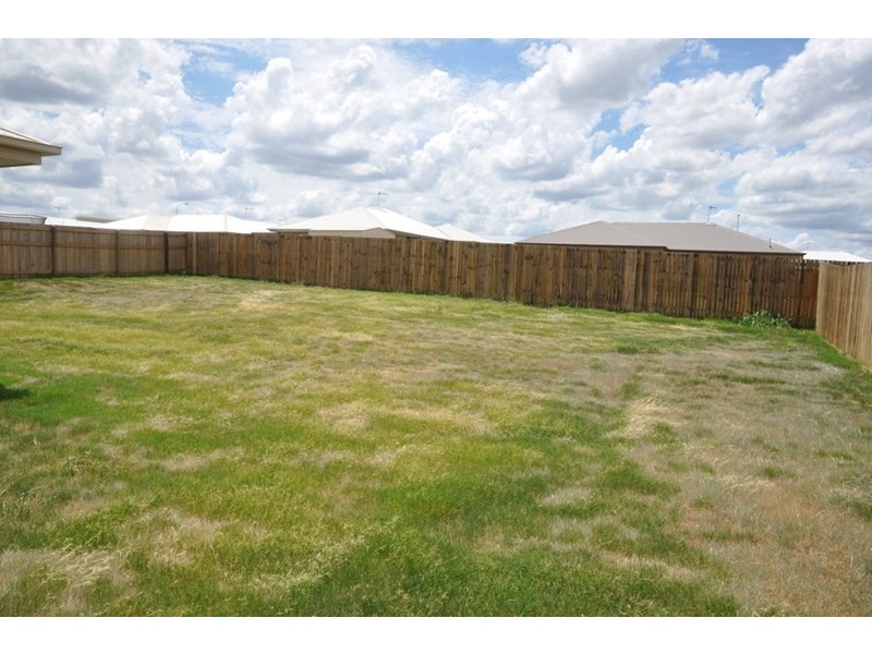 15 Arwon Street, Wyreema QLD 4352