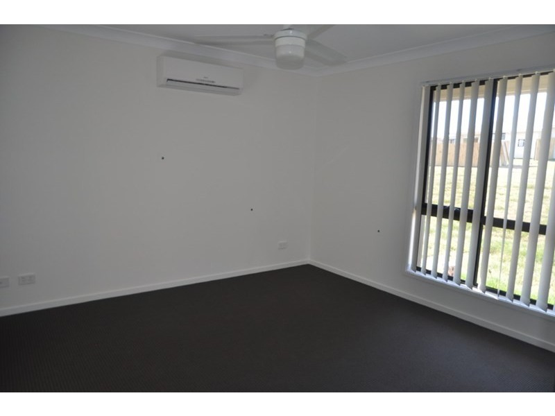 2/12 Kensei Street, Wyreema QLD 4352