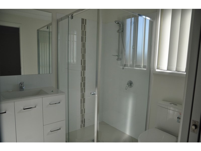 2/12 Kensei Street, Wyreema QLD 4352