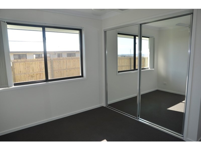 2/12 Kensei Street, Wyreema QLD 4352