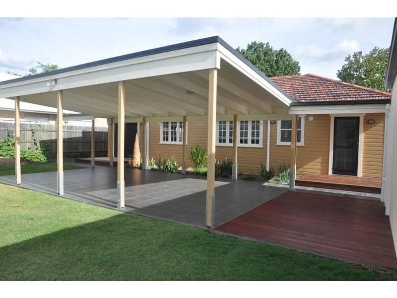 15 Bridge Street, Mount Lofty QLD 4350