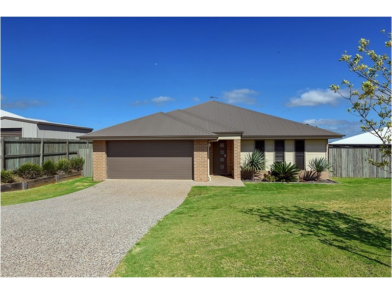13 Plover Court, Highfields QLD 4352