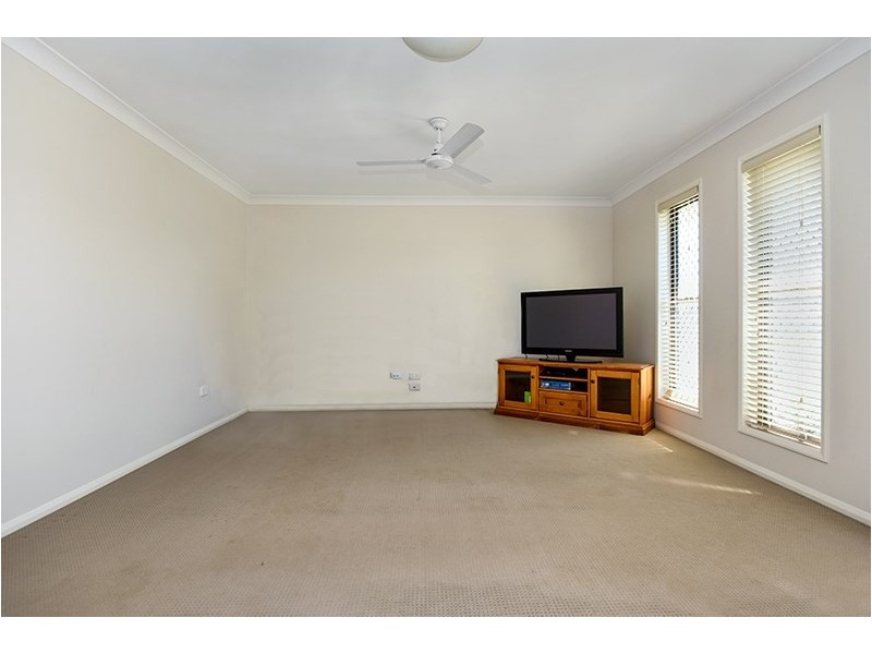 13 Plover Court, Highfields QLD 4352