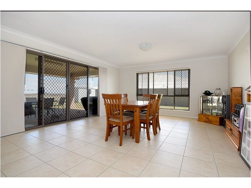 13 Plover Court, Highfields QLD 4352
