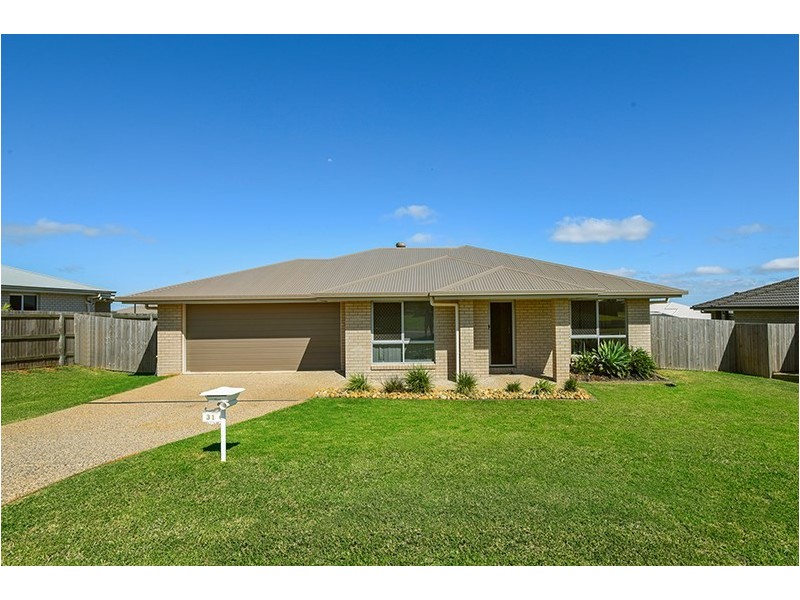 31 Goshawk Drive, Highfields QLD 4352
