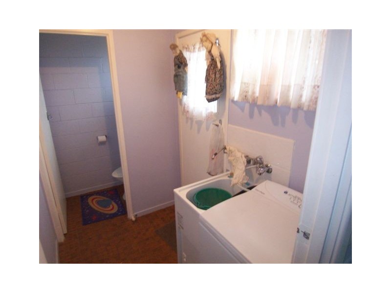 1 & 2, 36 Canberra Street, Harristown QLD 4350