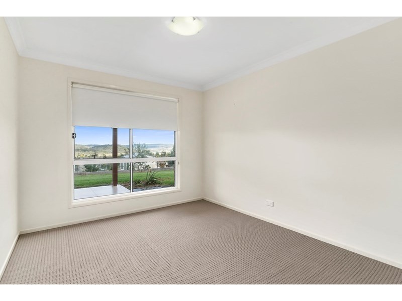 4 Makybe Drive, Hodgson Vale QLD 4352