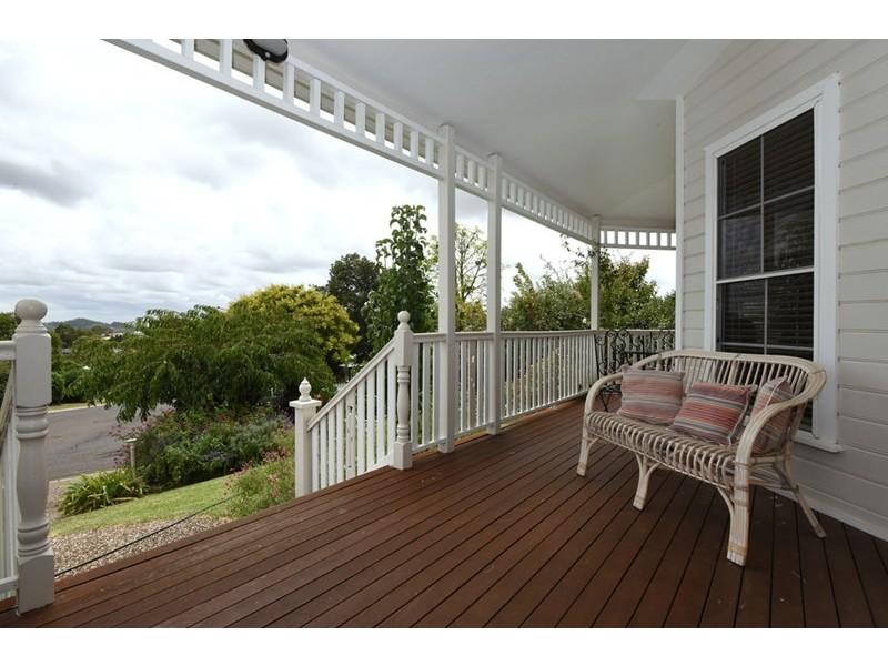 18 Dylan Court, Darling Heights QLD 4350